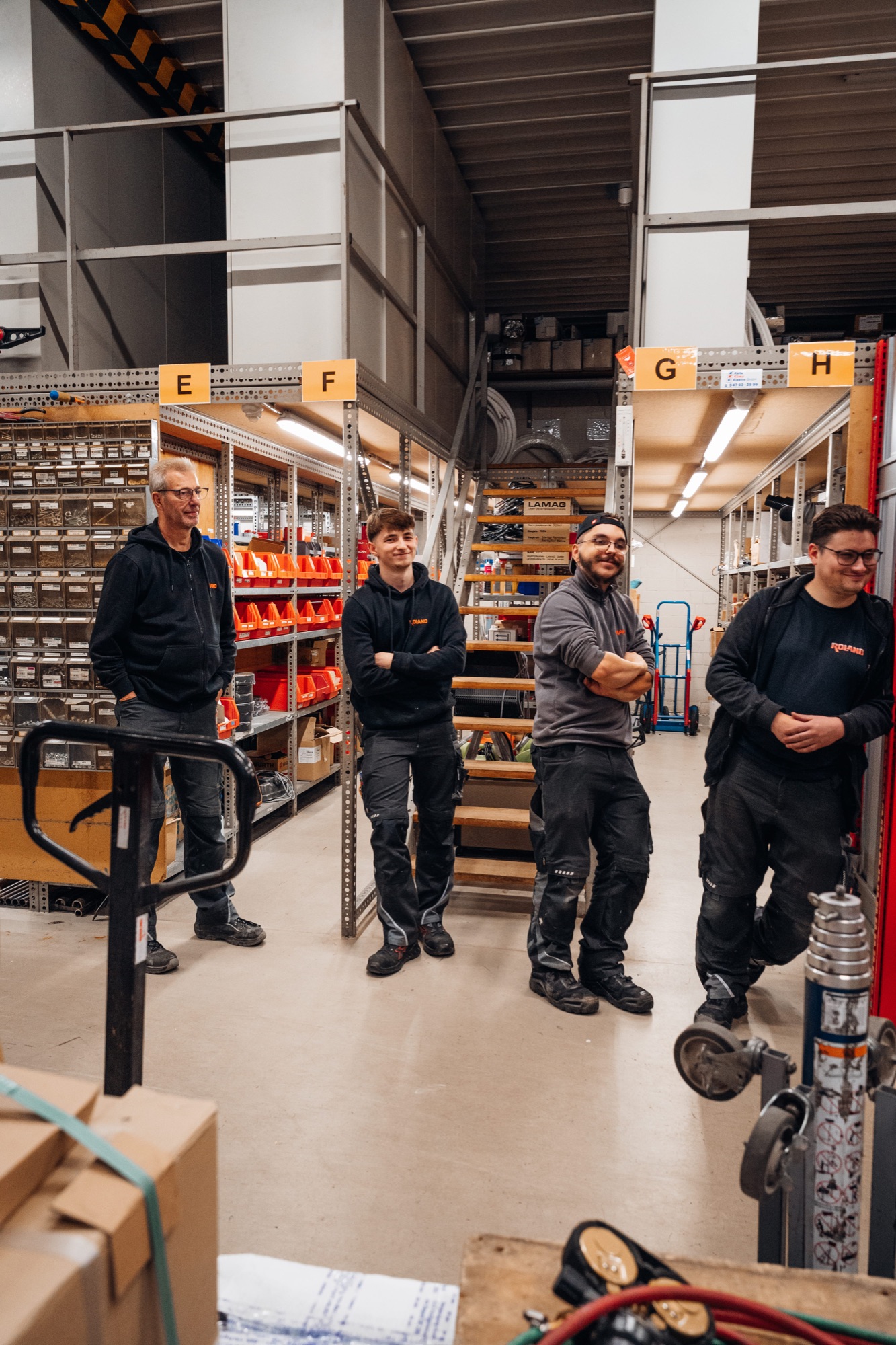 Roland Team bei der Arbeit